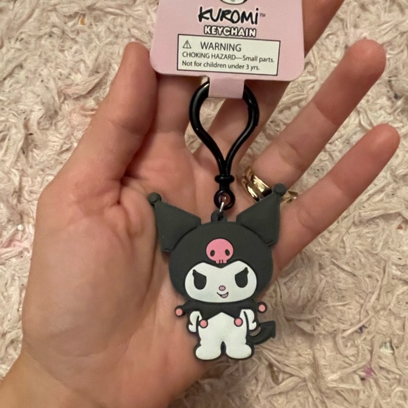 Sanrio kuromi keychain - Picture 1 of 3